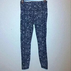 Women's Athleta Ultimate Stash 7/8 Pocket  Tights Yoga/Workout Size S/T